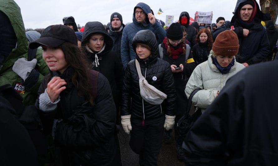 privedena greta thunberg