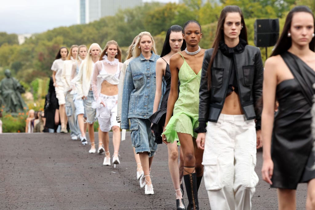 kult mršavica, nulta veličina