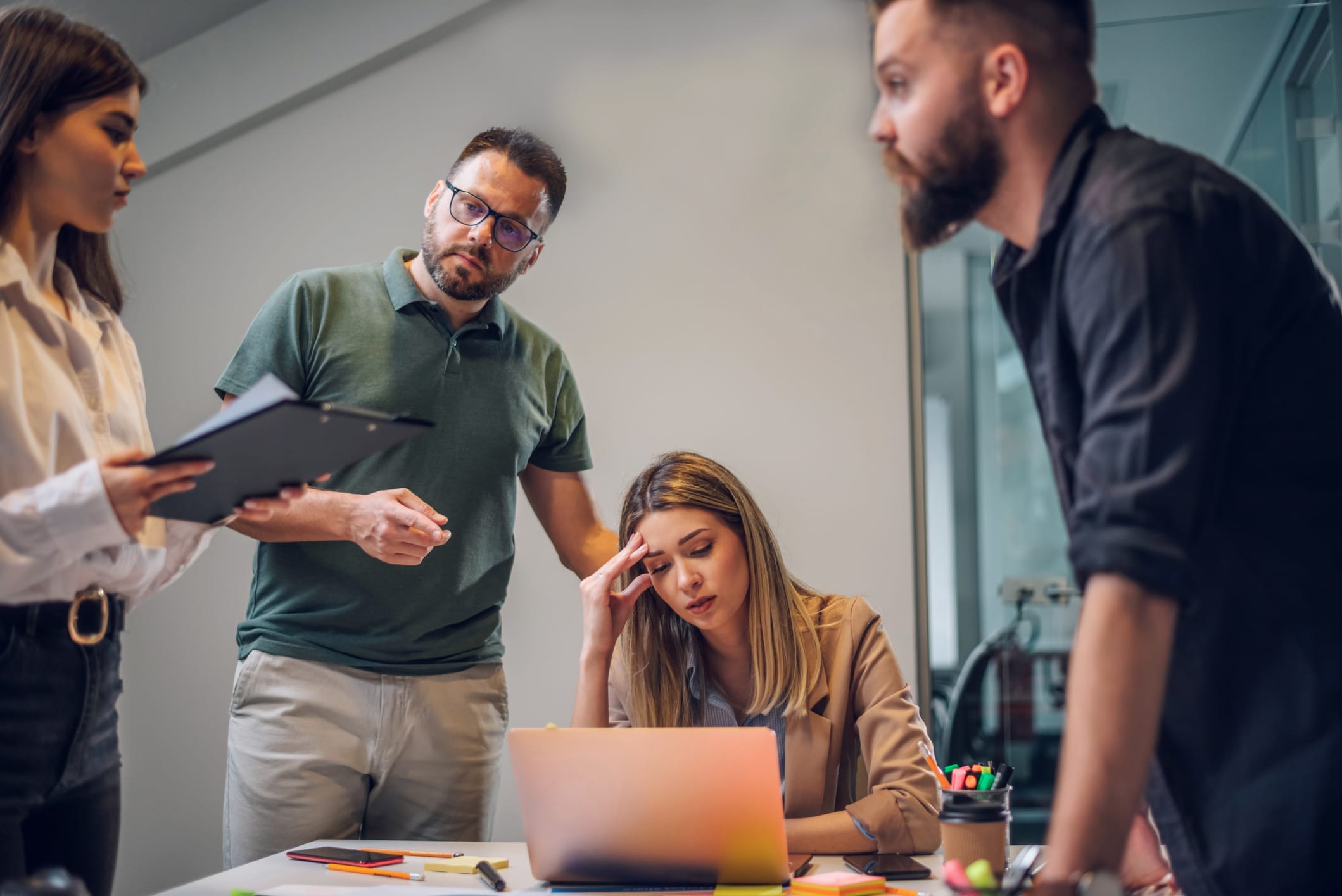 Društvene interakcije koje iscrpljuju