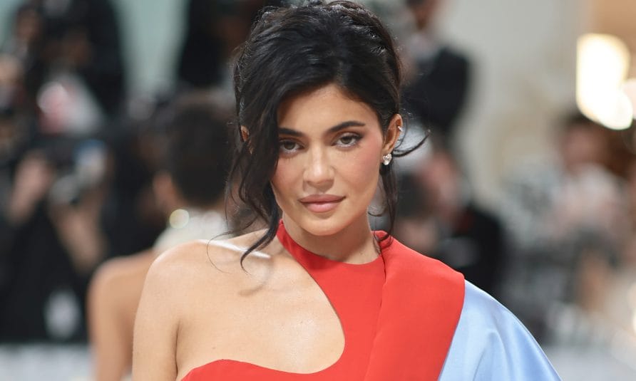 Kylie Jenner promenila sinu ime