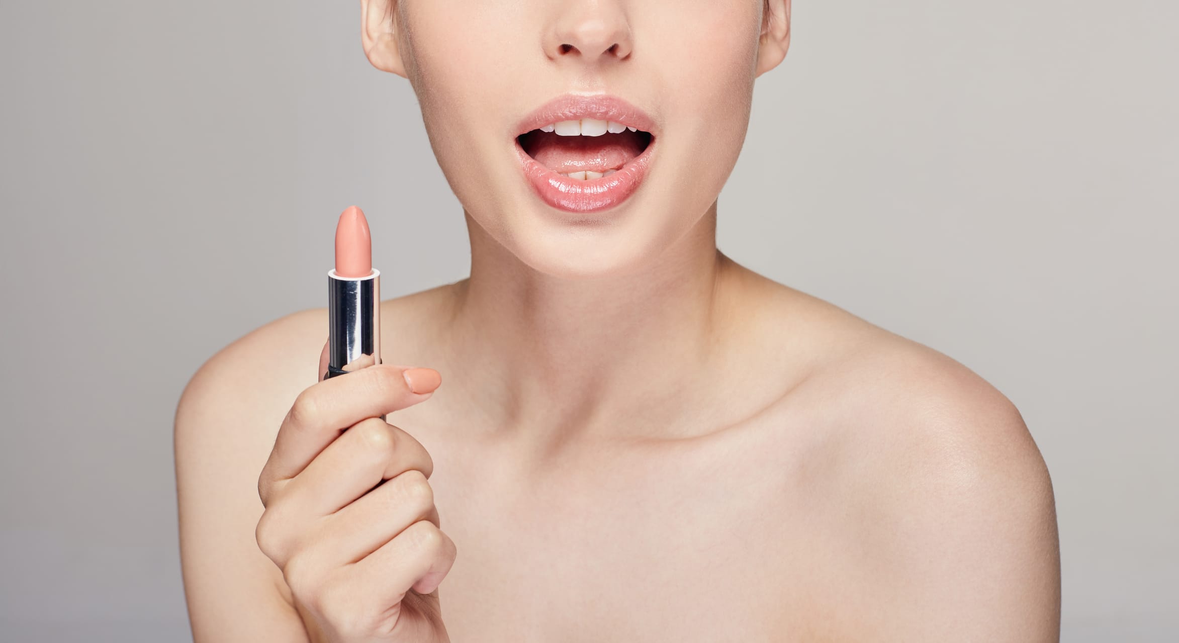 boja karmina koja pristaje svima