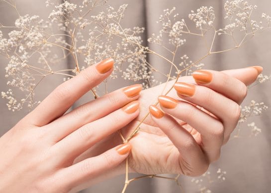 lakovi za nokte koji podmlađuju