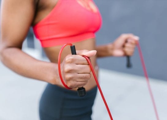 preskakanje konopca cozy kardio