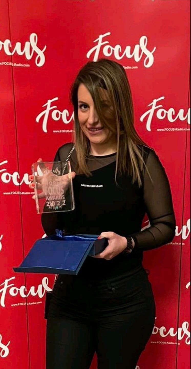 Dragana Simovic, privatna arhiva, zena meseca (1)