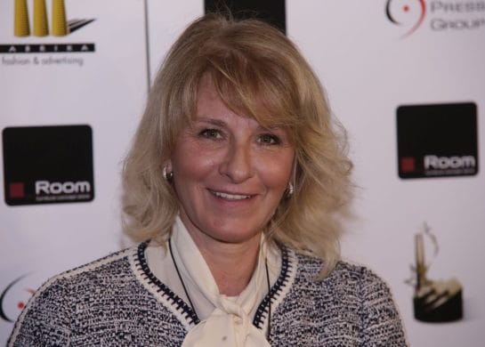 Stil Dijane Đoković