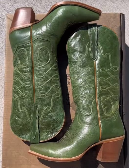 Kaubojke ponovo u sedlu