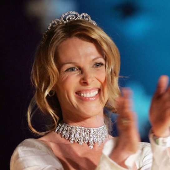 udala se Katarina Oksenberg