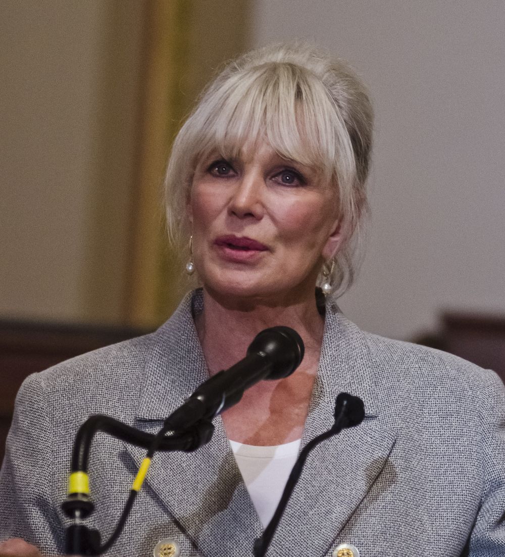 bivši muž Linde Evans