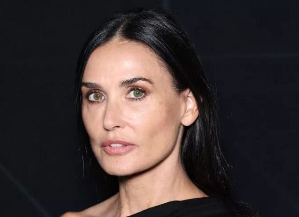 bjuti trikovi Demi Mur