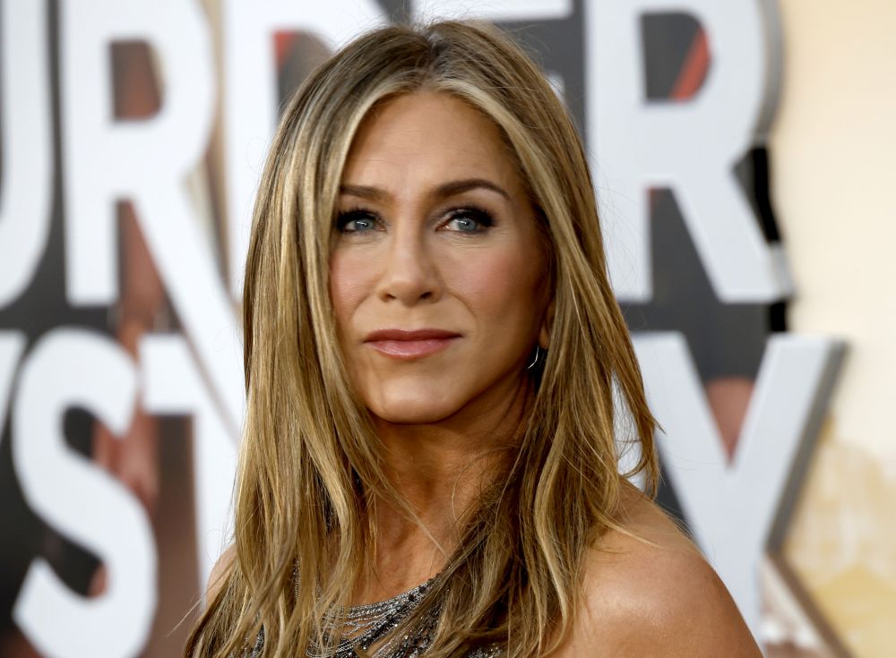 puder dženifer aniston