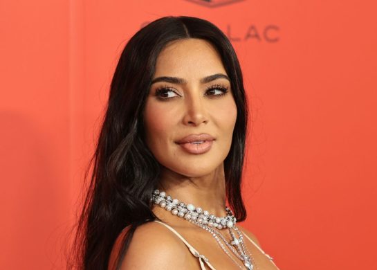 kim kardasijan akne, brushalter kim kardašijan