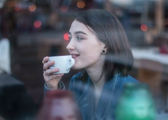 Test ličnosti kako držite šolju