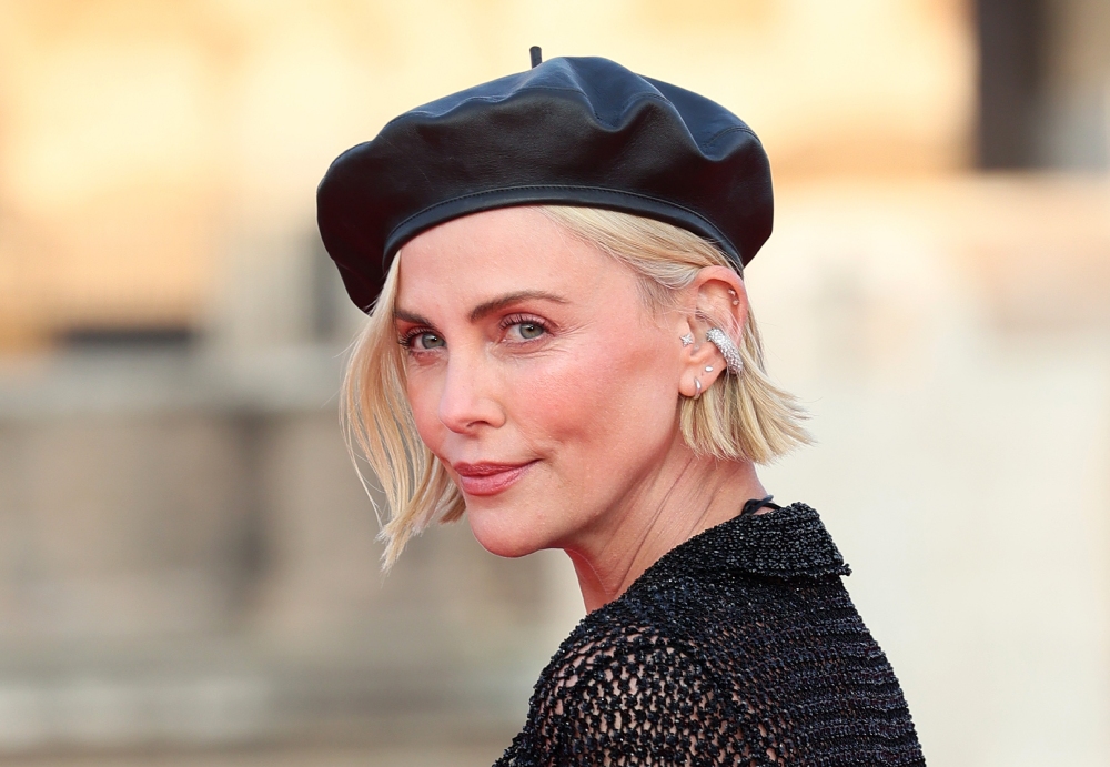 Šarliz Teron beretka