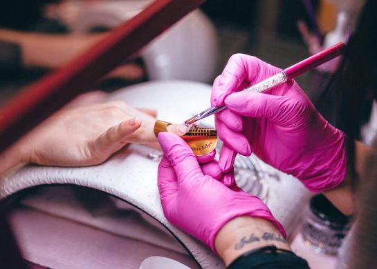 manikir za dan zaljubljenih