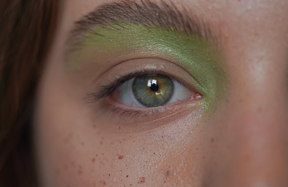 šminka za zelene oči, znakovi bolesti na licu