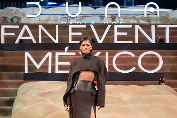 kako zendaja nosi mikro bob