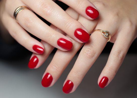 Bezvremenski nokti 2024 koji podmlađuju