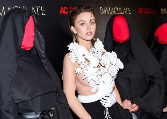 sidni svini premijera horor filma immaculate