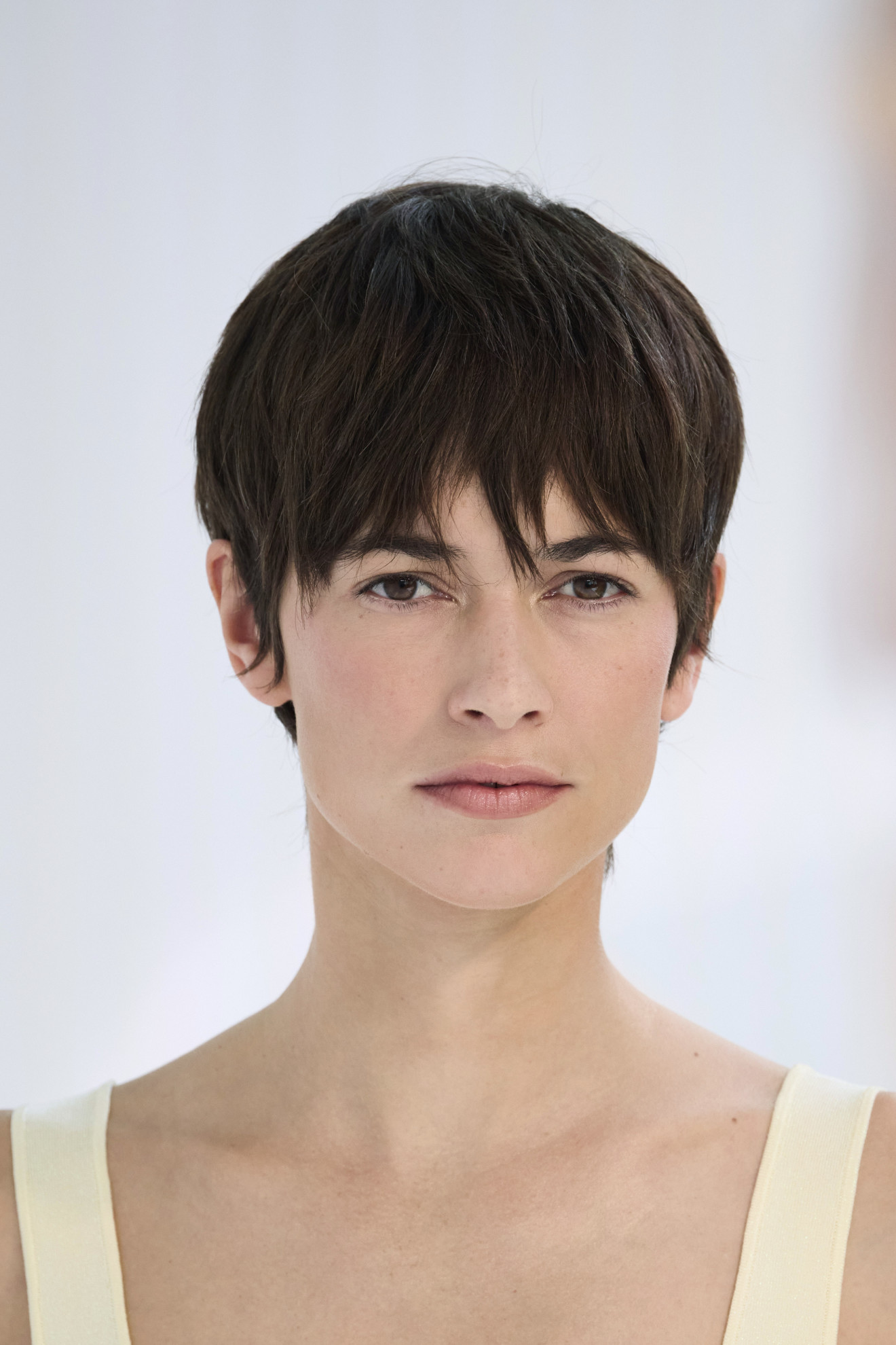 Kratka frizura sa šiškama