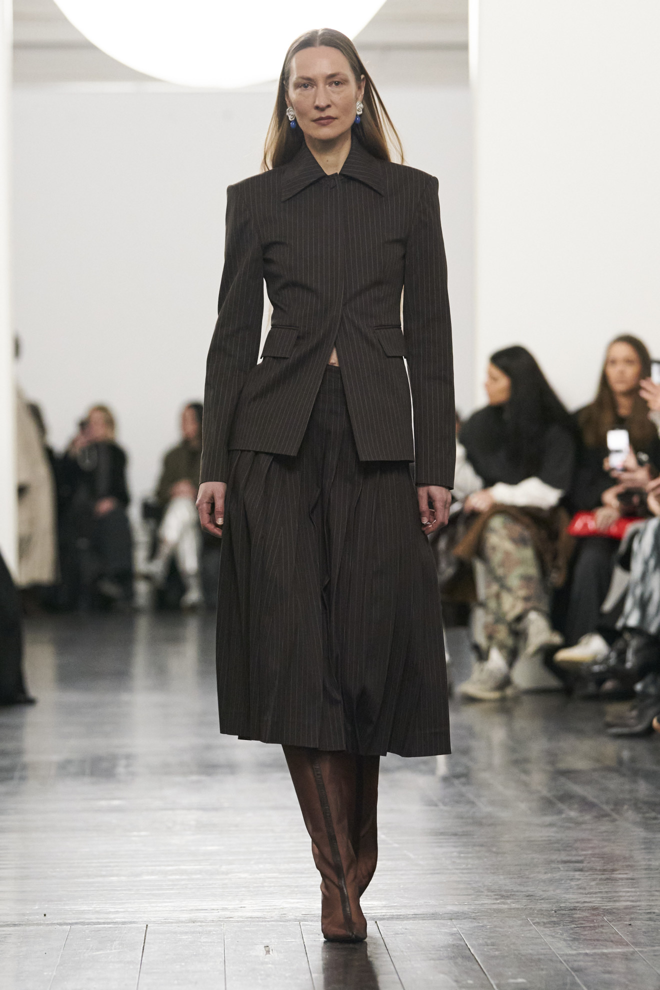 plisirane suknje za kancelariju