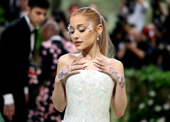 Koji parfem koristi Ariana Grande