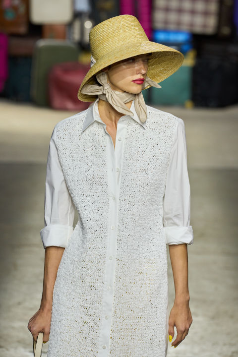 šešir za ovalno lice