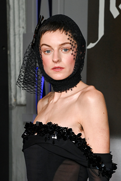 piksi frizure 2025, ema korin