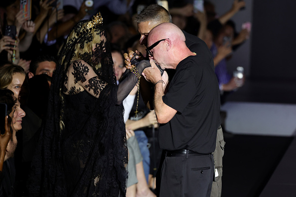 Madonna, Domenico Dolce i Stefano Gabbana