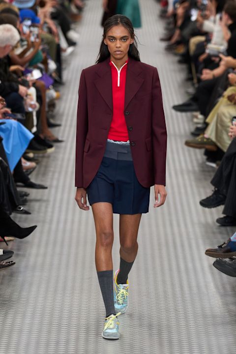 Trenerka širokih nogavica