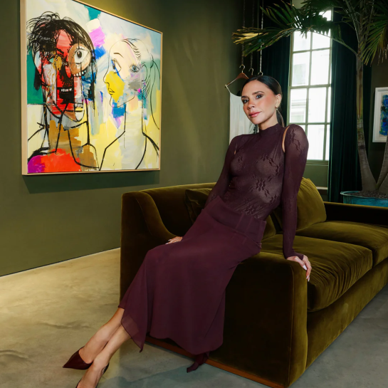 victoria beckham zelena dnevna soba