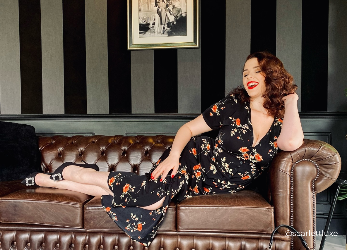 The Black V Neck Floral Short Sleeve Maxi Dress 