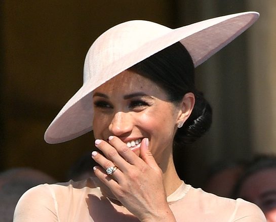 Meghan Markle, mlečni nokti