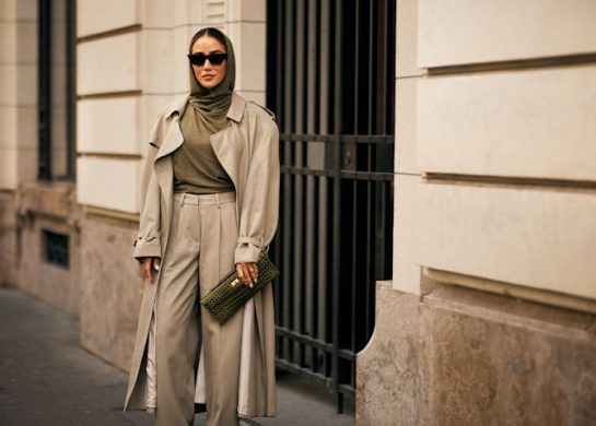 Tamara Kalinić nosi naočare za sunce