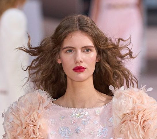 Šminka za usne 2025