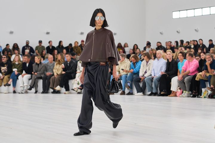 Loewe drapirane siluete pantalona