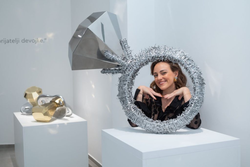 ema bregovic, izlozba eme bregovic, love inc