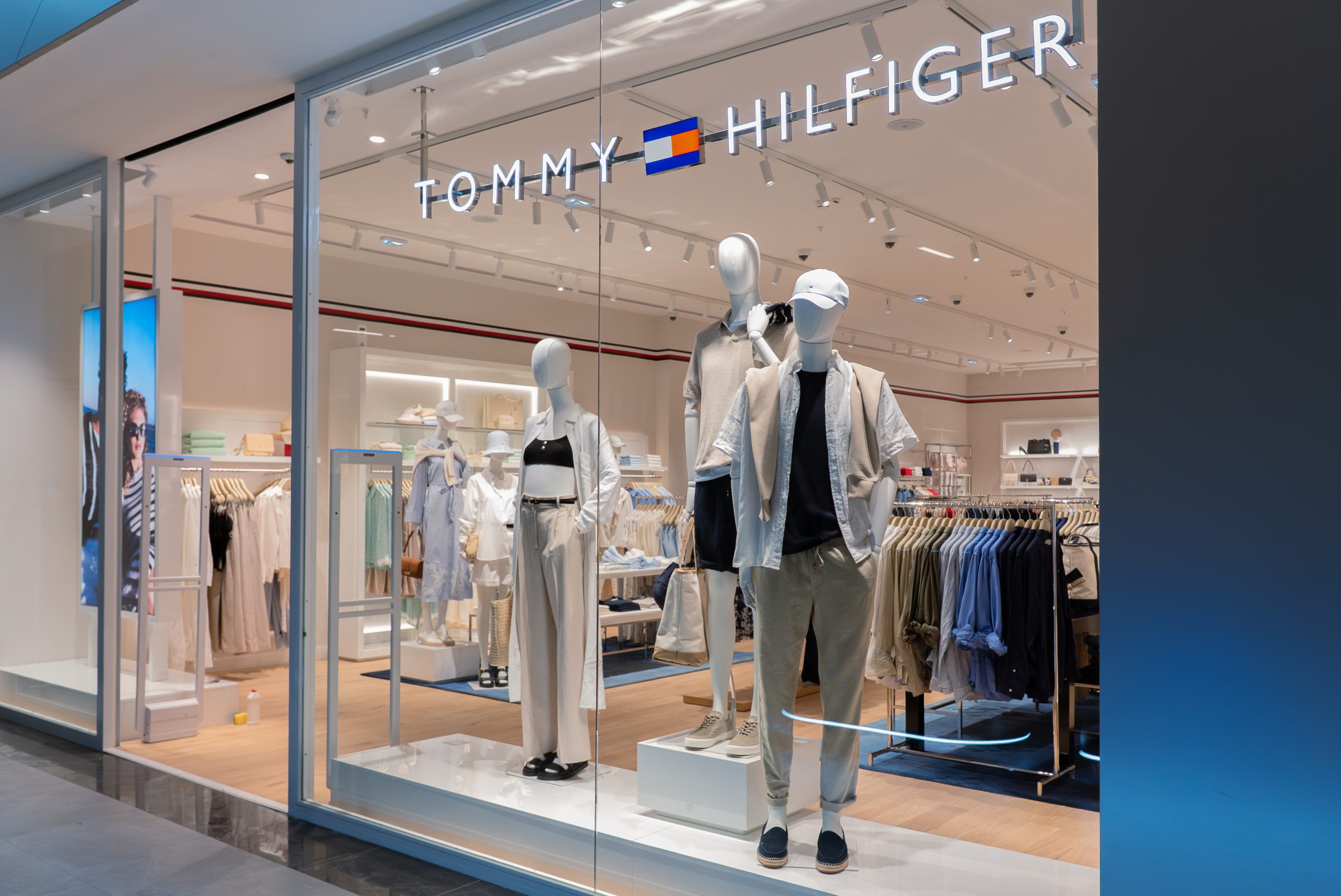 Tommy Hilfiger otvorio novu i proširenu radnju u UŠĆE Shopping Centru