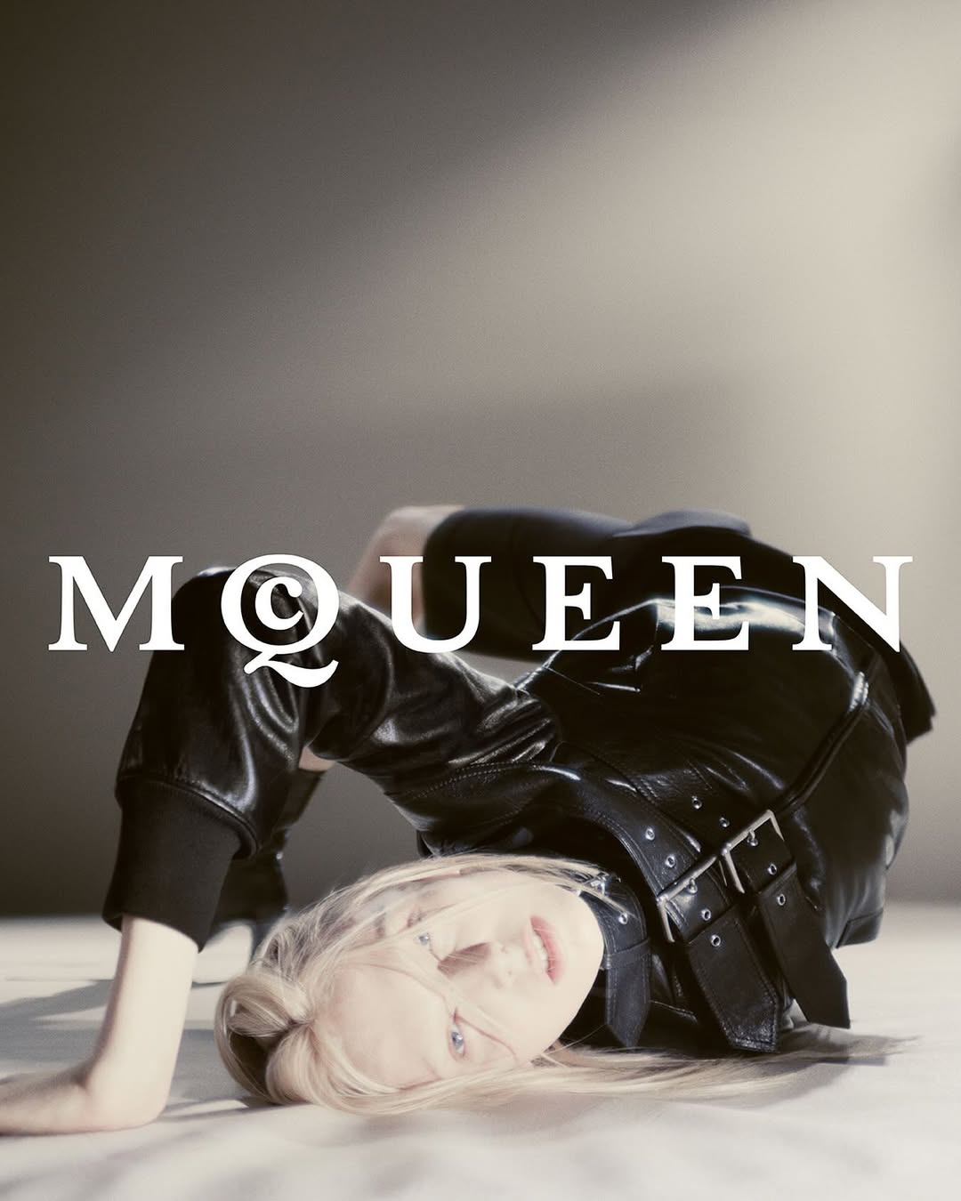 Alexandar McQueen kampanja za jesen/zima 2025, Alex Consani