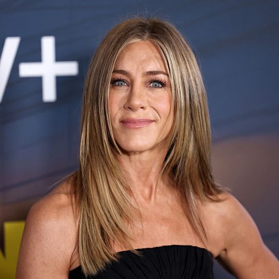 jennifer aniston haljina bez rukava