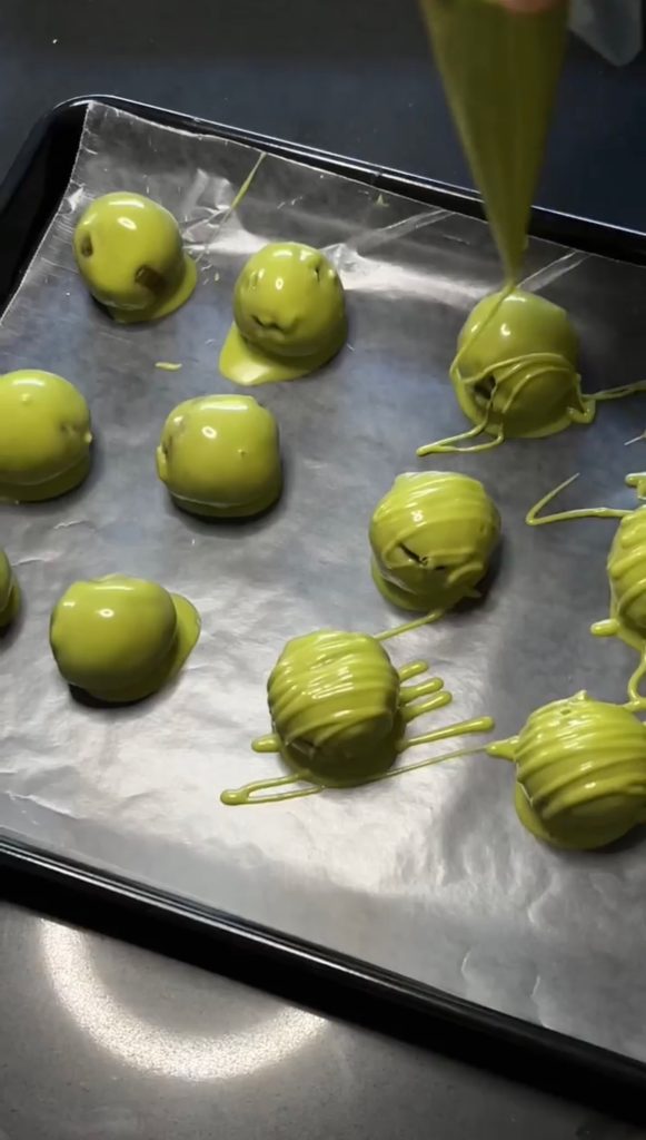 Kourtney Kardashian matcha kuglice recept za zdrav slatkiš