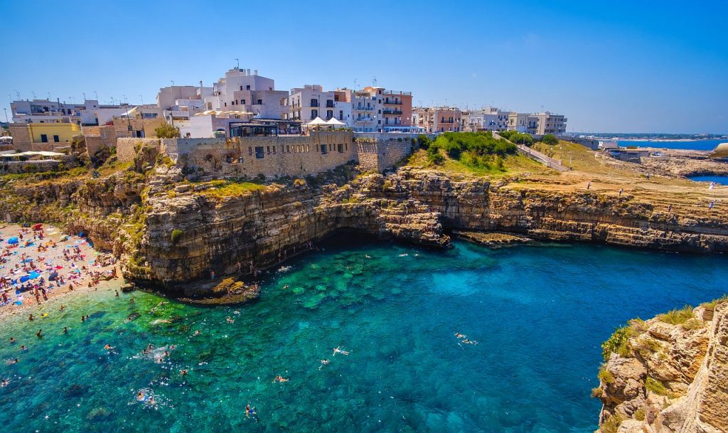 Polignano a Mare, putovanja u septembru, more u septembru