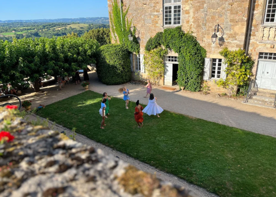 Woman Only Camp Château