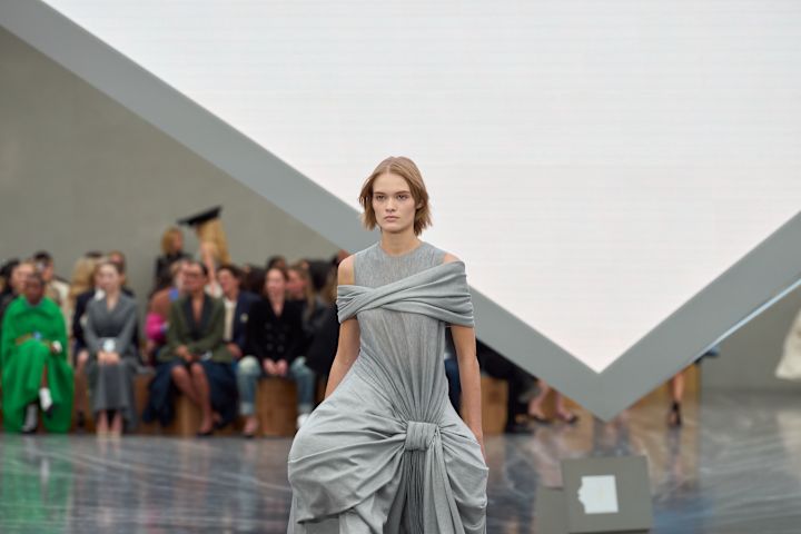 Christian Dior, Nedelja mode u Parizu