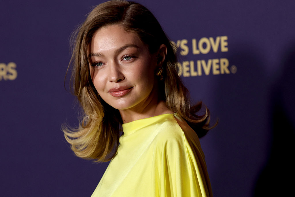 Puter žuta haljina Gigi Hadid