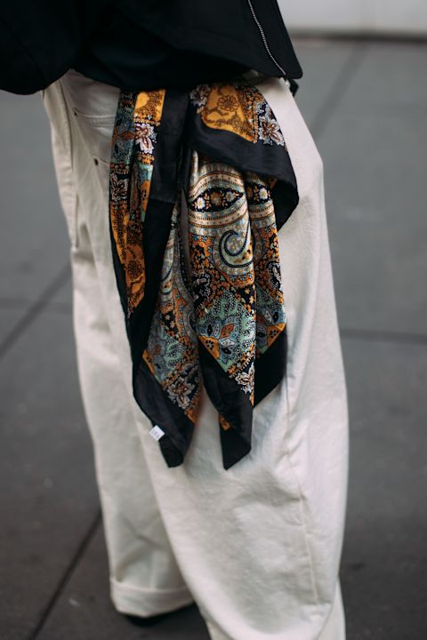 Svilena marama kao kaiš