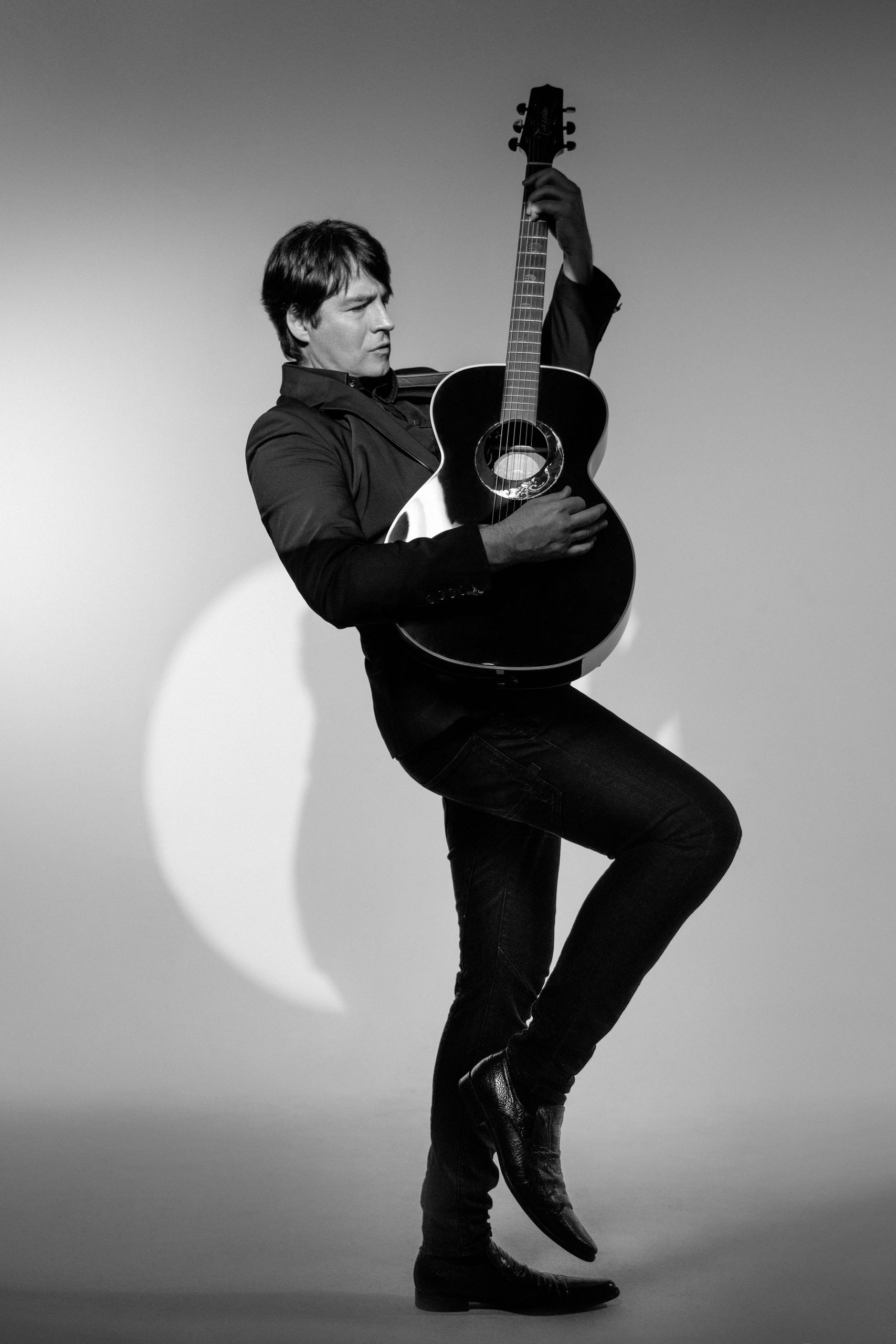 Boris Novković predstavlja videospot “Ni korak dva”