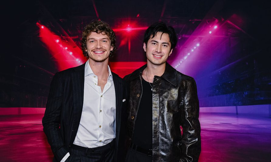 Hudson Williams i Connor Storrie