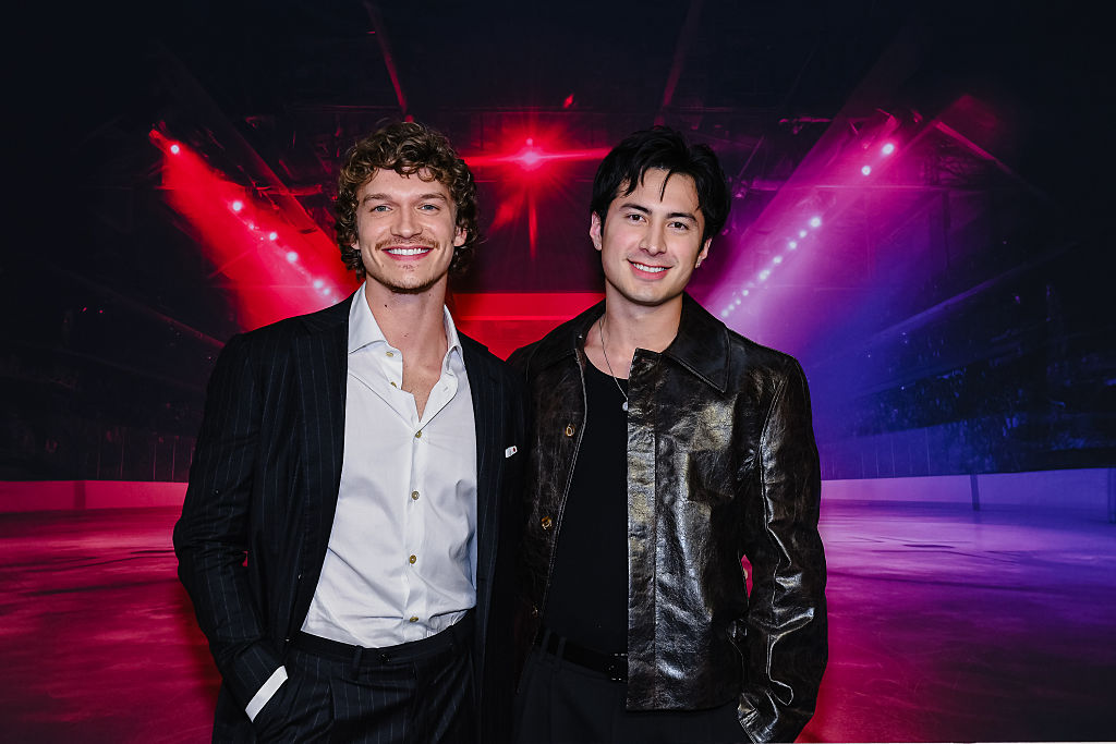 Hudson Williams i Connor Storrie