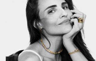 Pandora nakit, Dan žena