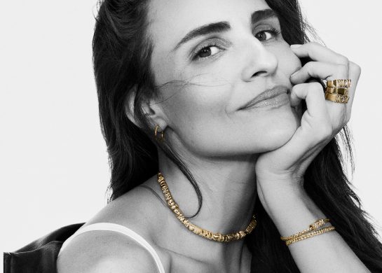 Pandora nakit, Dan žena